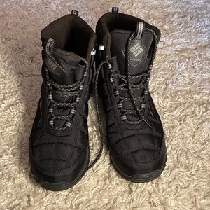 Columbia men boots